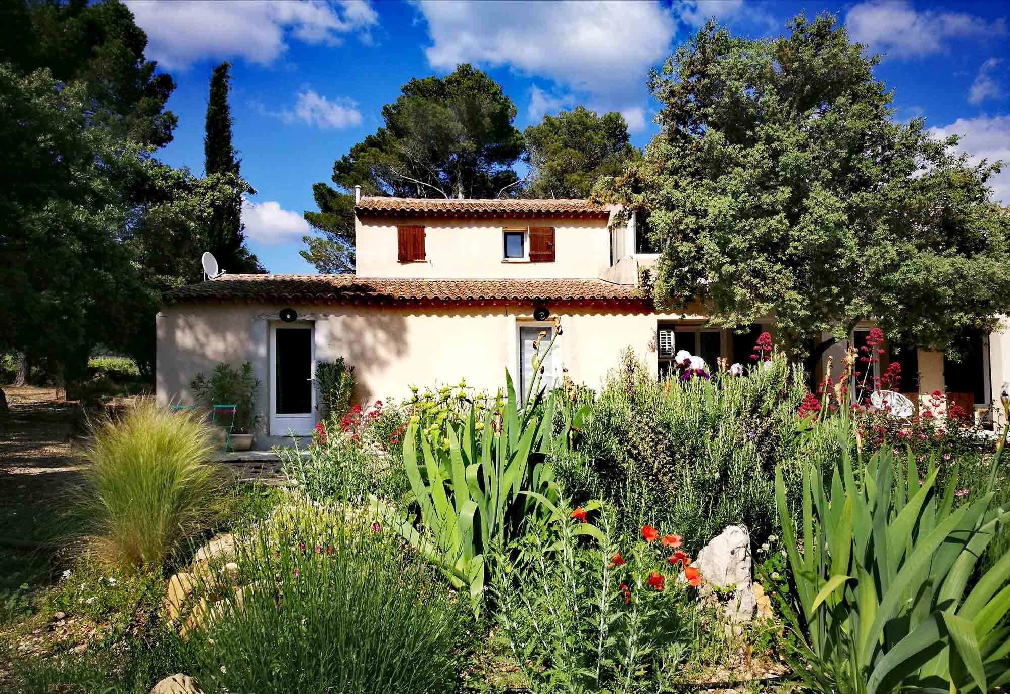 Extérieur de La Villa en Luberon à Puget