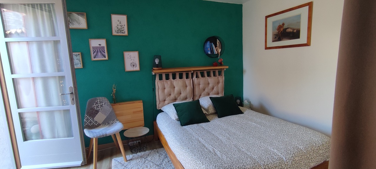 Chambre Genêt au Mas de la Diligence – Chambre double avec terrasse privative