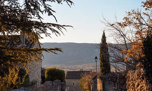 Cabrières-d'Avignon automne