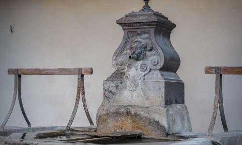 Fontaine Cabrières-d'Avignon
