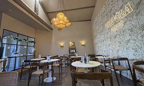 L'intérieur du salon de thé