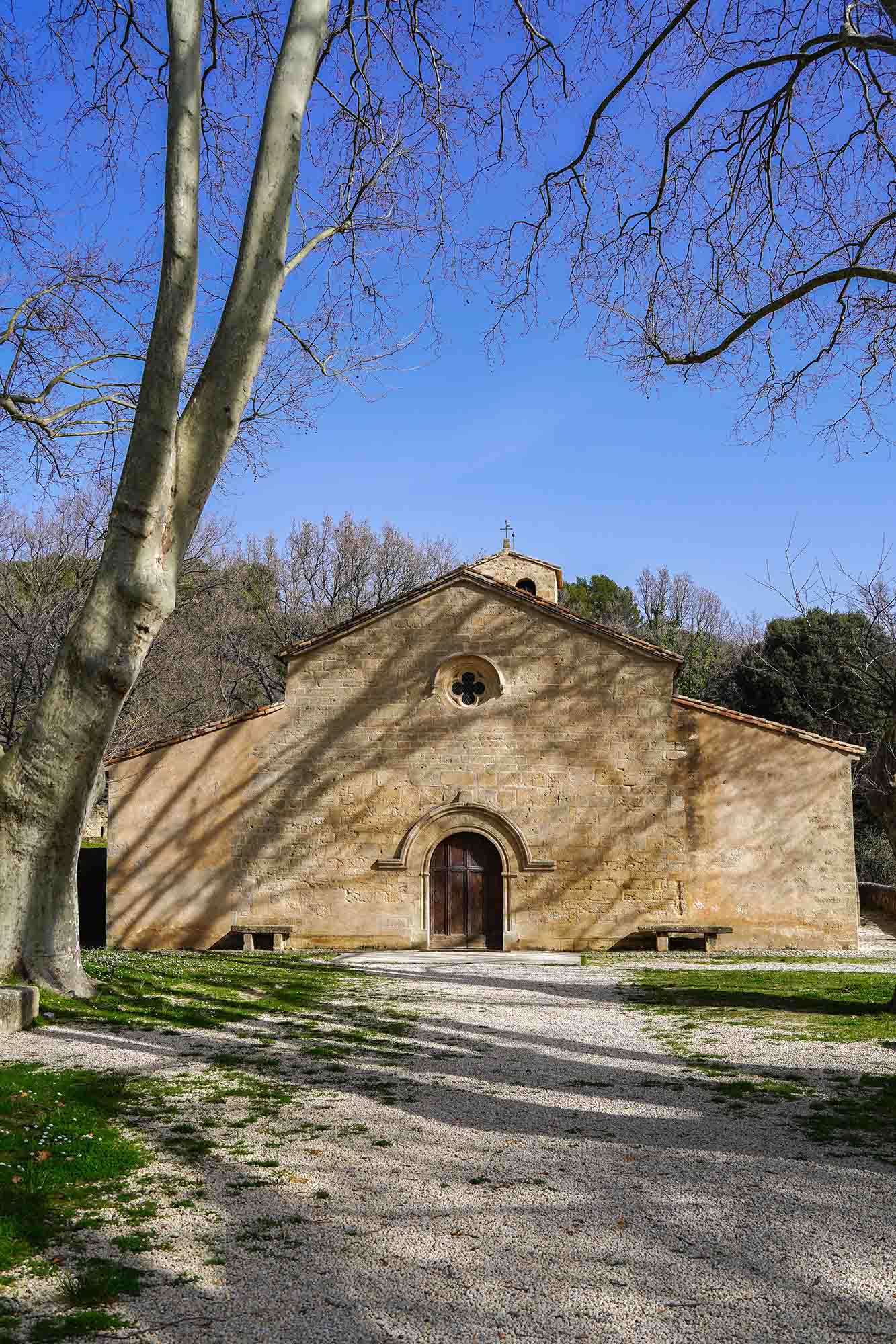L'église Saint-Pierre et Saint-Barthélémy à Vaugines