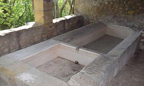 puget-ancien-lavoir.jpg