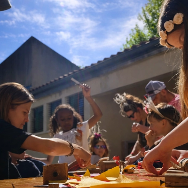 Création de marionnettes à Mérindol