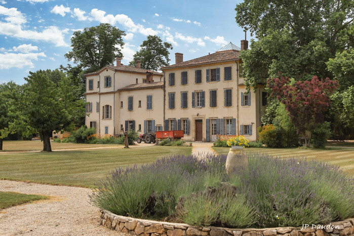 Château Clapier à Mirabeau dans le Luberon