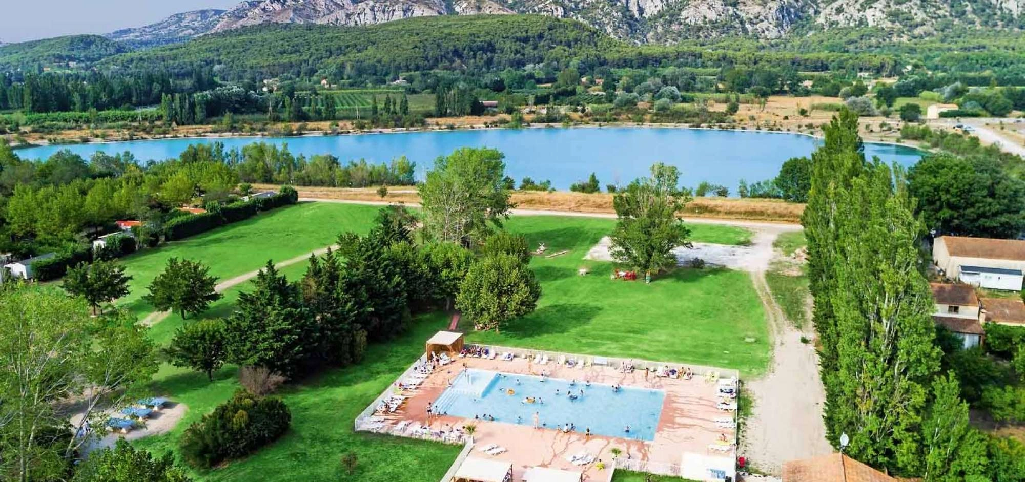 Camping les Rives du Luberon****