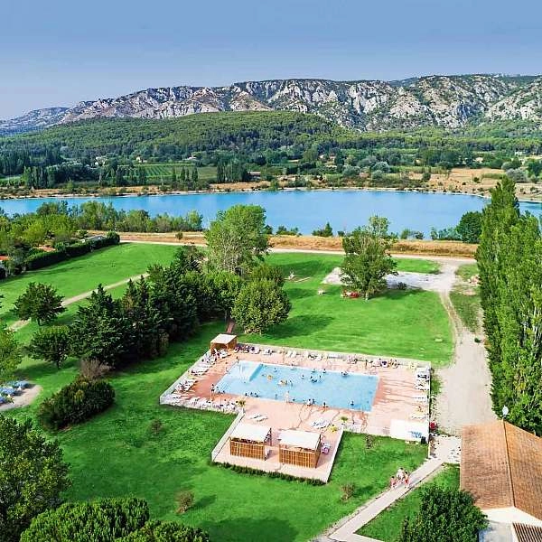 Camping les Rives du Luberon****
