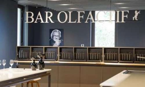 bar-olfactif-la-cavale-cucurron.jpg