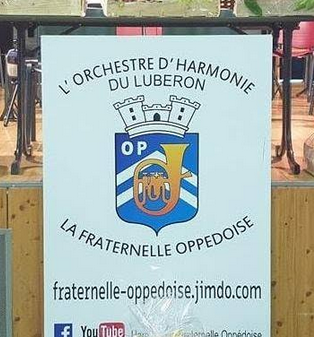 La Fraternelle Oppédoise à la commémoration des combats de Coustellet La Fraternelle Oppédoise lors de la commémoration des combats de Coustellet