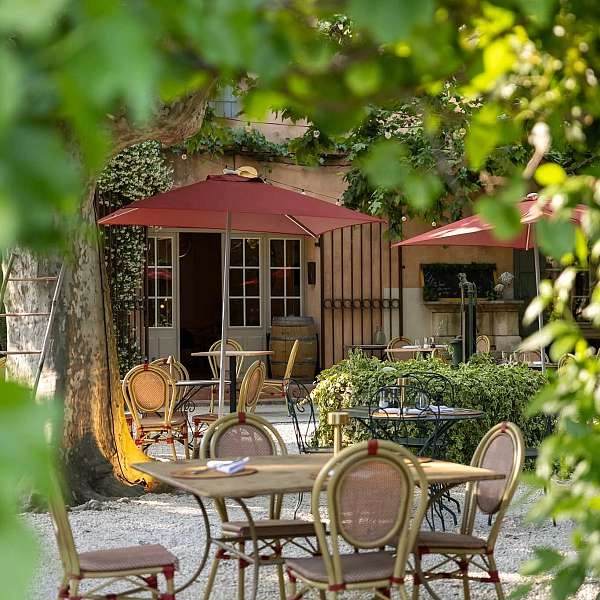 Sous les Platanes - Restaurant du Domaine des Grès