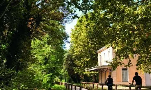 Véloroute_Voie_Verte_du_Calavon.jpg
