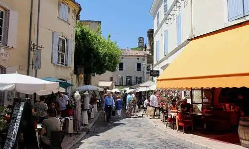 Rue de Lourmarin.jpg
