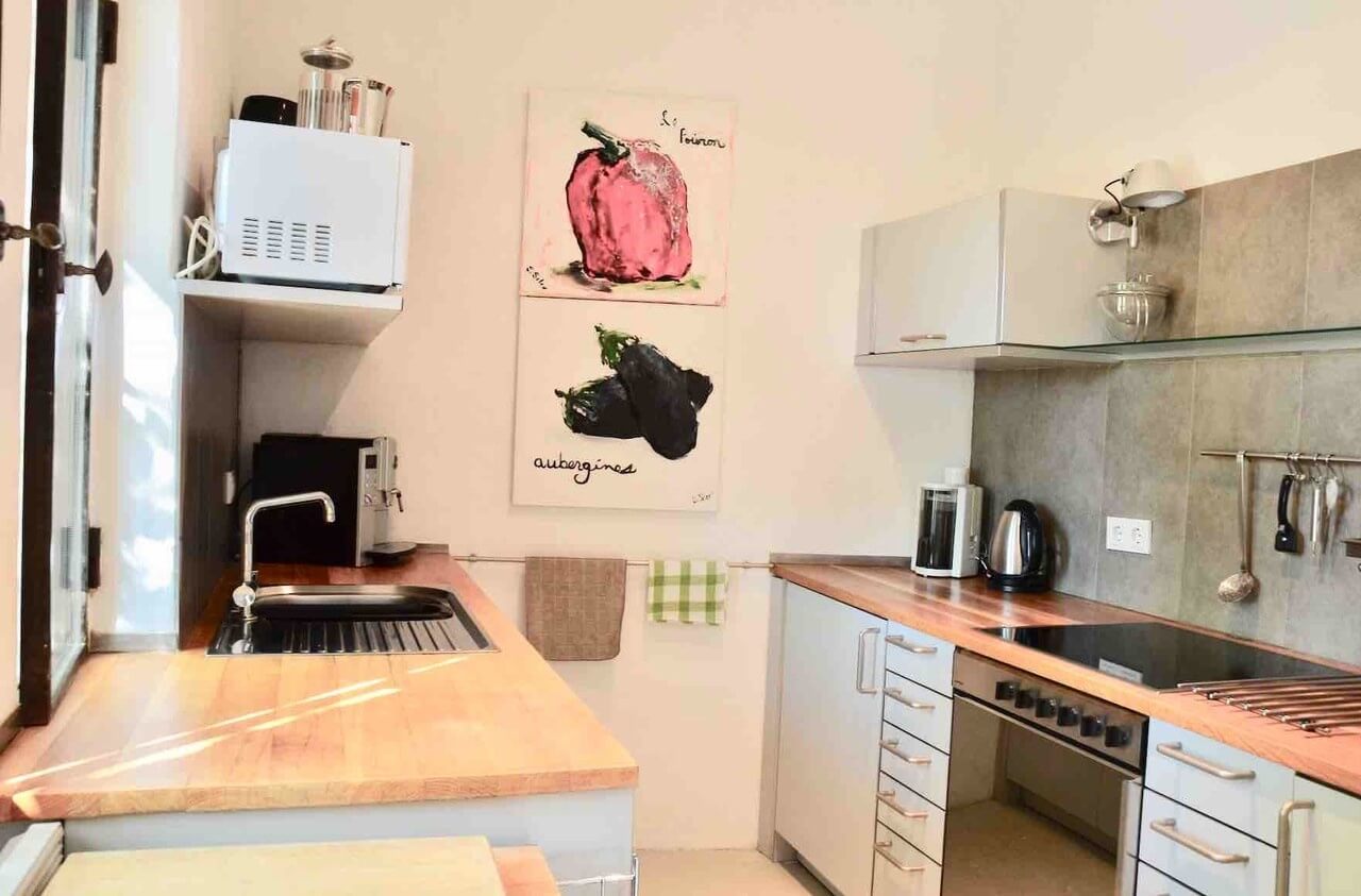 Cuisine Bulthaup design et entièrement équipée aux Cerisiers Cuisine Bulthaup entièrement équipée des Cerisiers à la Maison Bertuli