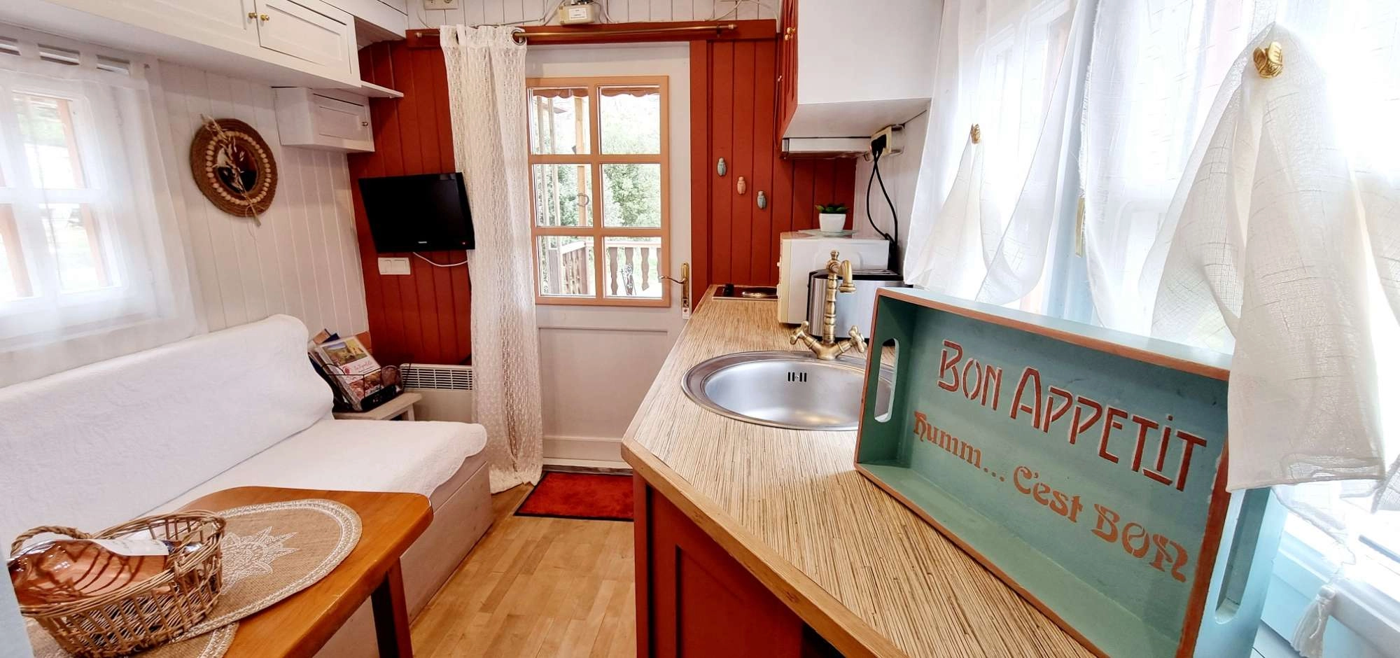 L'Oustaou du Luberon - Roulotte La Figoulette