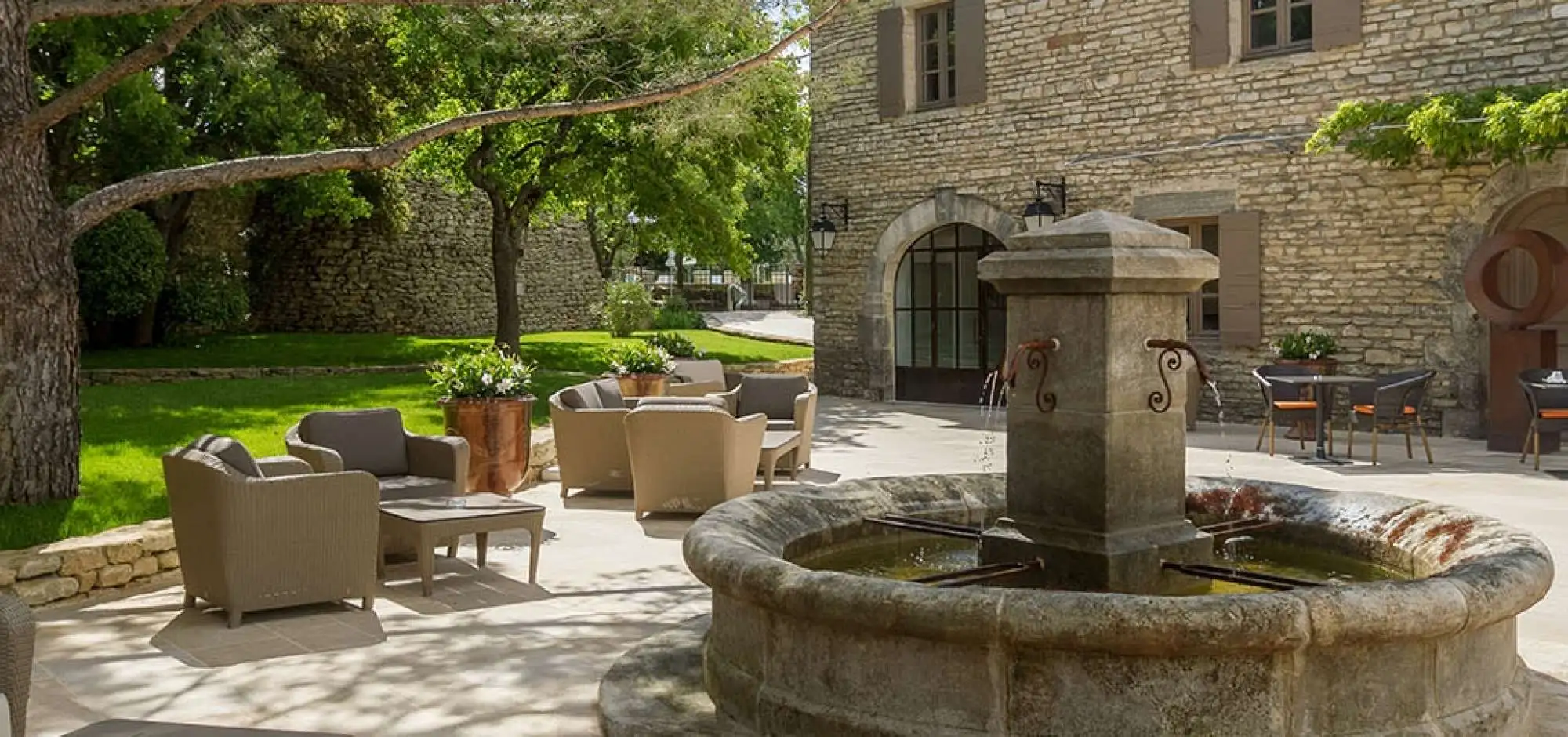 Le Jas de Gordes****