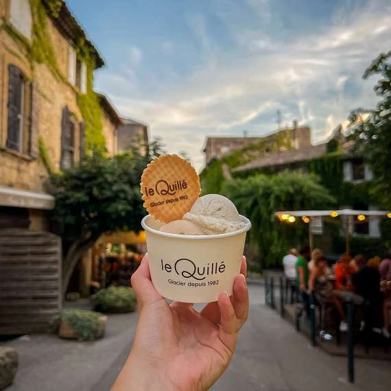 Top des glaciers du Luberon : où savourer une glace artisanale ?