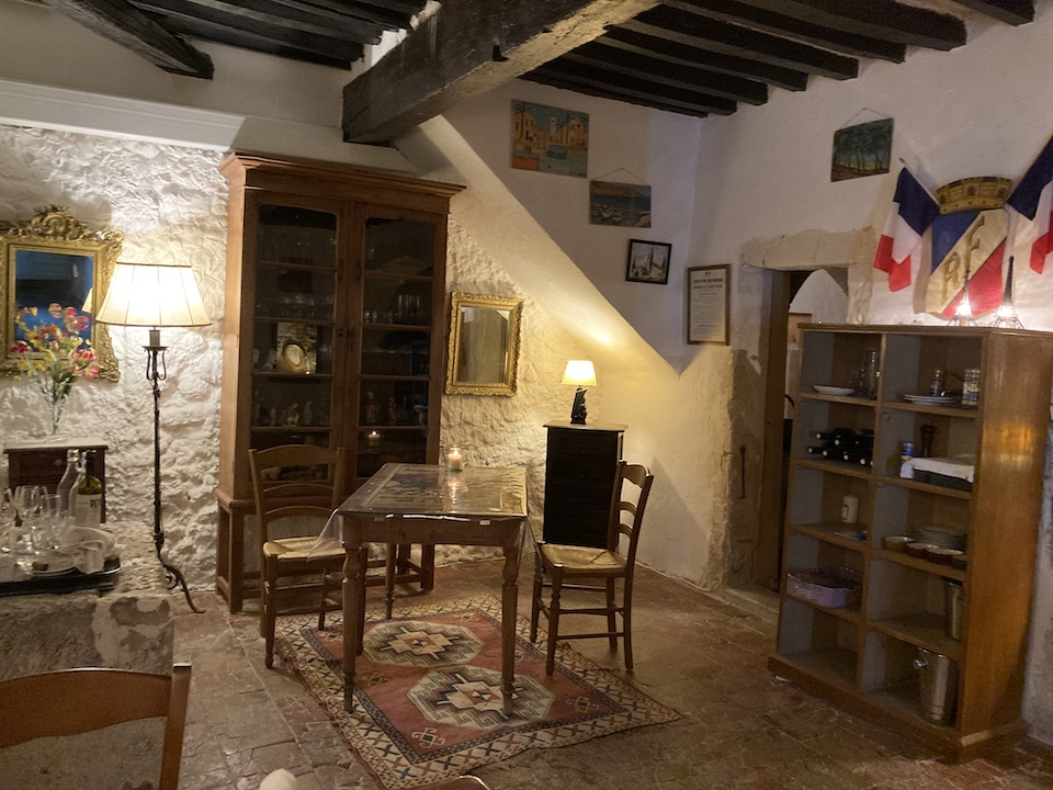 Belle 2 Nuit Salle à manger