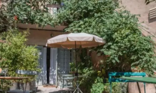 Ancienne maison des gardes