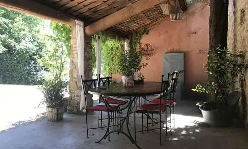 Terrasse nord (nombreuses terrasses)